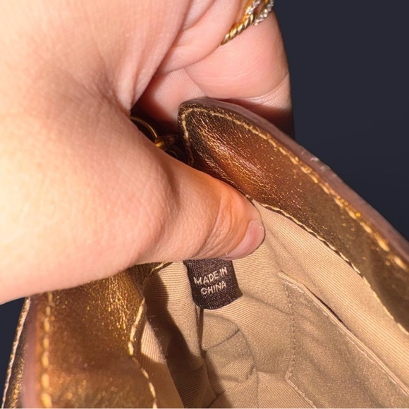 Coach Kisslock Bag - Picture 7 of 8